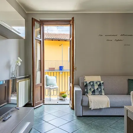 Apartament Smart Flat - Maggiore - Private Garage, Wi-fi, By Guestaly *