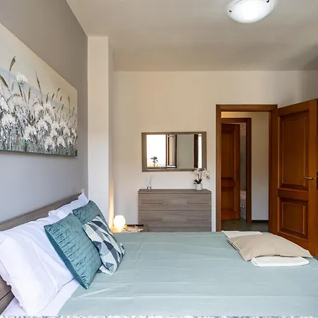 Smart Flat - Maggiore - Private Garage, Wi-fi