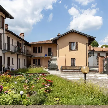 Smart Flat - Maggiore - Private Garage, Wi-fi, By Guestaly *