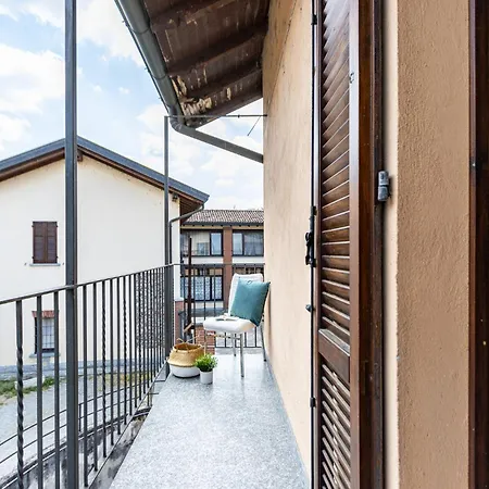 Smart Flat - Maggiore - Private Garage, Wi-fi Apartman Castelletto sopra Ticino