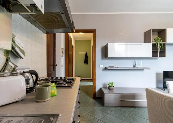 Apartament Smart Flat - Maggiore - Private Garage, Wi-fi Castelletto sopra Ticino