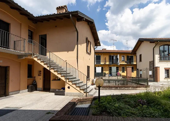 Apartament Smart Flat - Maggiore - Private Garage, Wi-fi Castelletto sopra Ticino