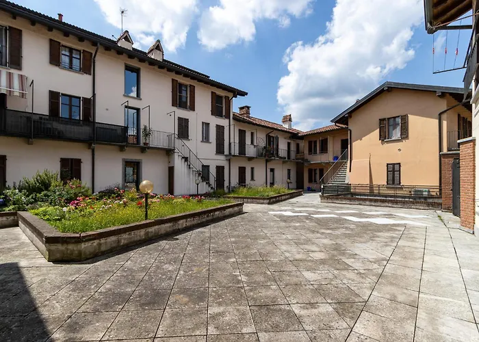 Apartament Smart Flat - Maggiore - Private Garage, Wi-fi *