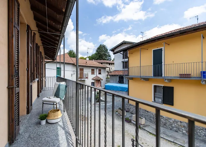 Smart Flat - Maggiore - Private Garage, Wi-fi Apartament Castelletto sopra Ticino